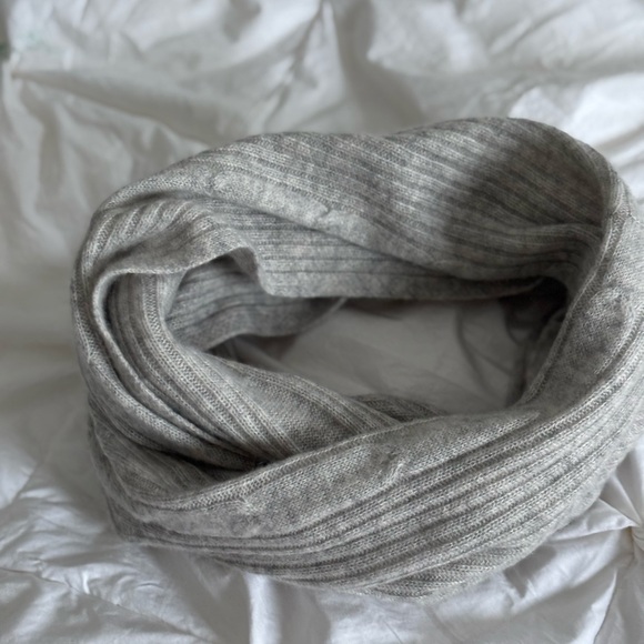 Gray Cashmere Ribbed Knit Infinity Scarf - Picture 2 of 2